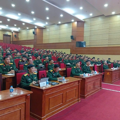 HỌC VIỆN HẬU CẦN GẮN ĐÀO TẠO SAU ĐẠI HỌC VỚI THỰC TIỄN CÔNG TÁC HẬU CẦN - KỸ THUẬT TRONG TÌNH HÌNH MỚI